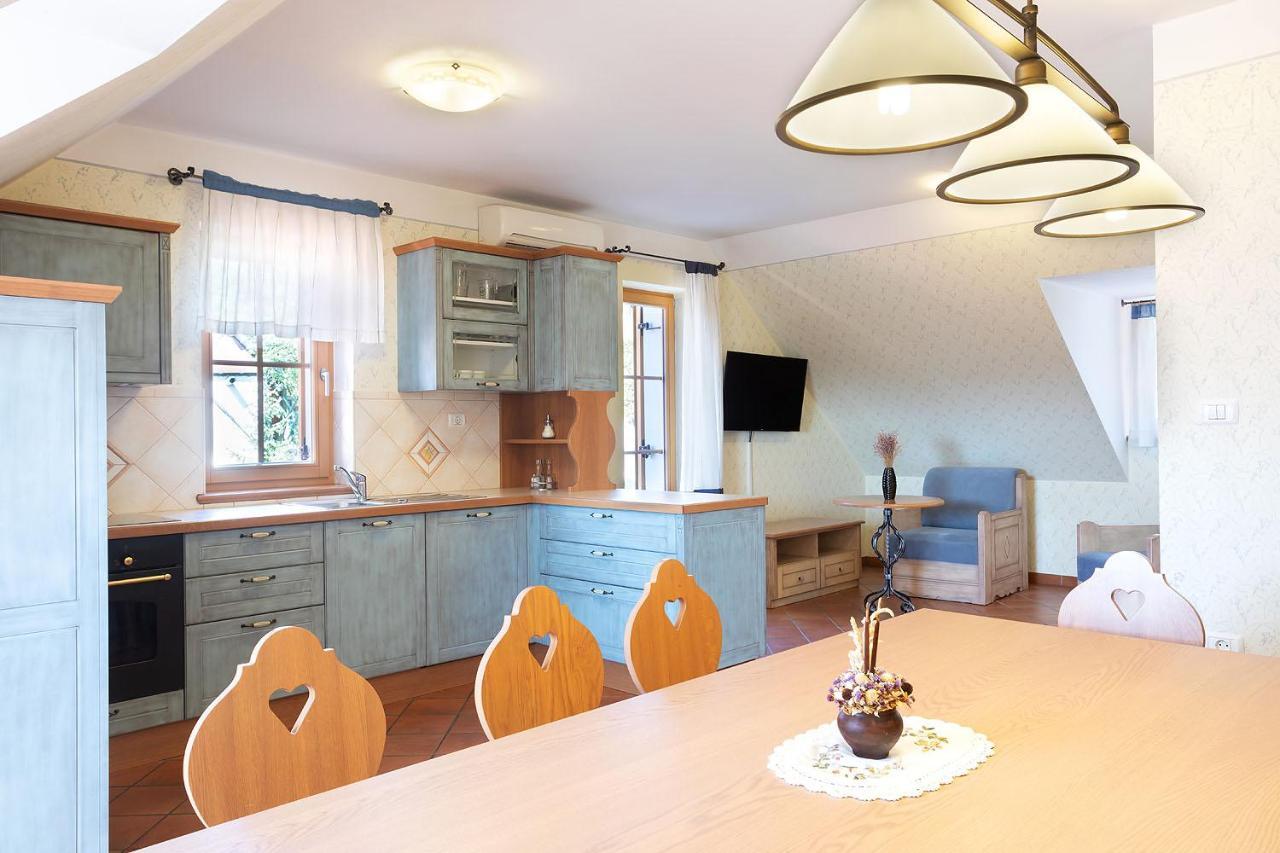 Apartments Tourist Farm Matijovc Накло Экстерьер фото